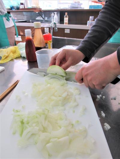 栄養講座で調理実習をする回です