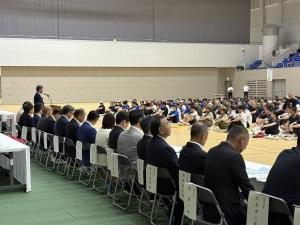 会場